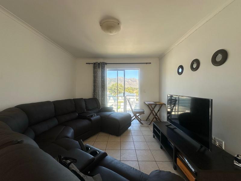 2 Bedroom Property for Sale in Sir Lowrys Pass Village Western Cape